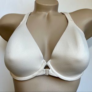 NEW Victoria's Secret Body by Victoria Underwire Front Close Racerback Bra 36C